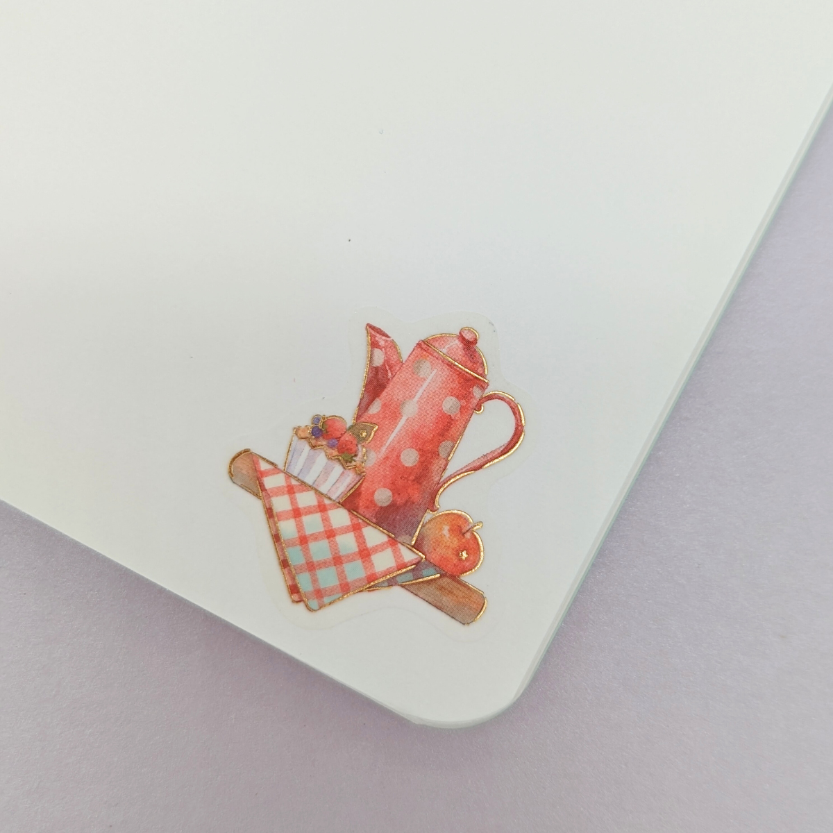 Pochette de 45 stickers sur le thème du goûter, d'un salon de thé.