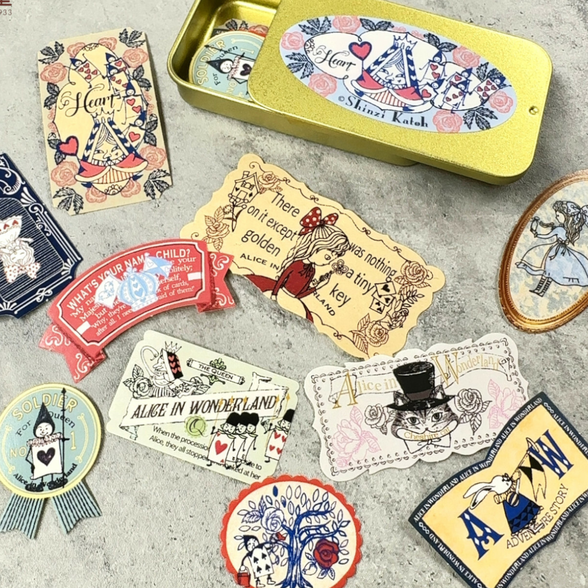 Shinzi Katoh – Alice au Pays des Merveilles Boîte de Stickers Reine de Coeur