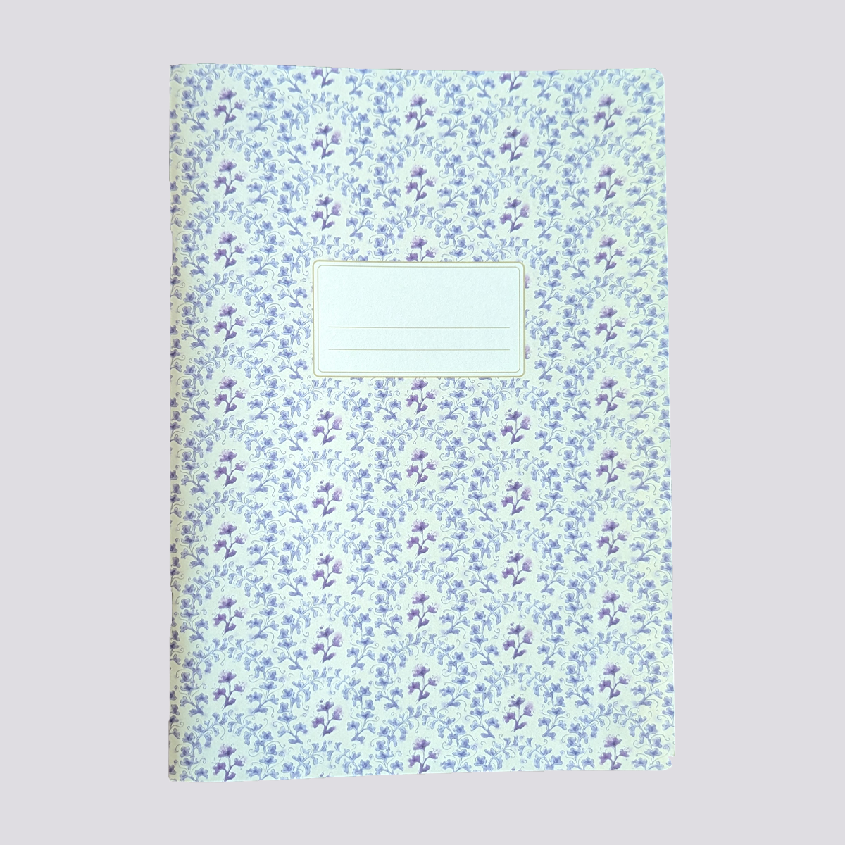 Que vous soyez un étudiant, un professionnel ou un passionné d'écriture, ce cahier répondra à tous vos besoins.