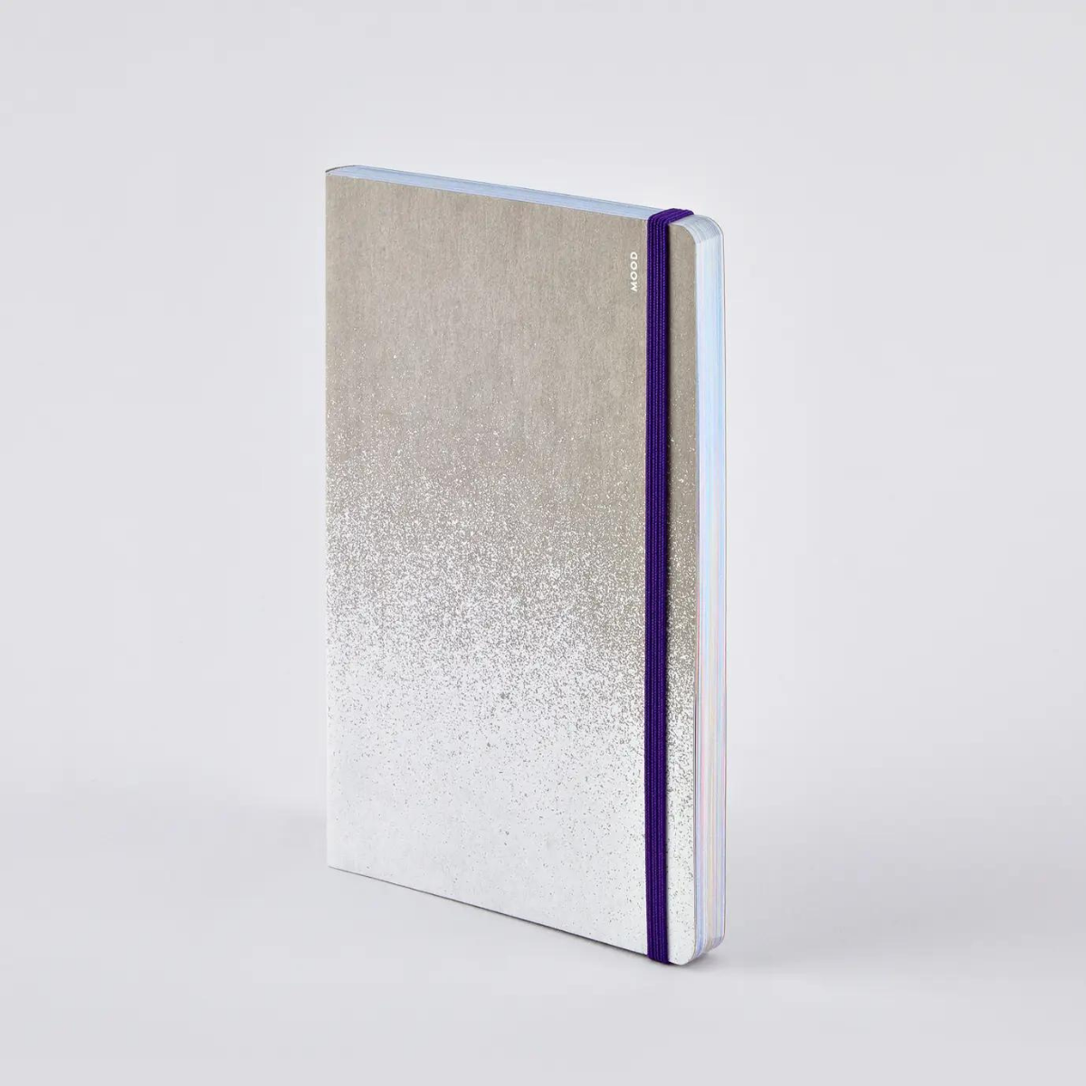 Les pages blanches d’un cahier, parfois intimidantes, ont été transformées en paysages colorés.