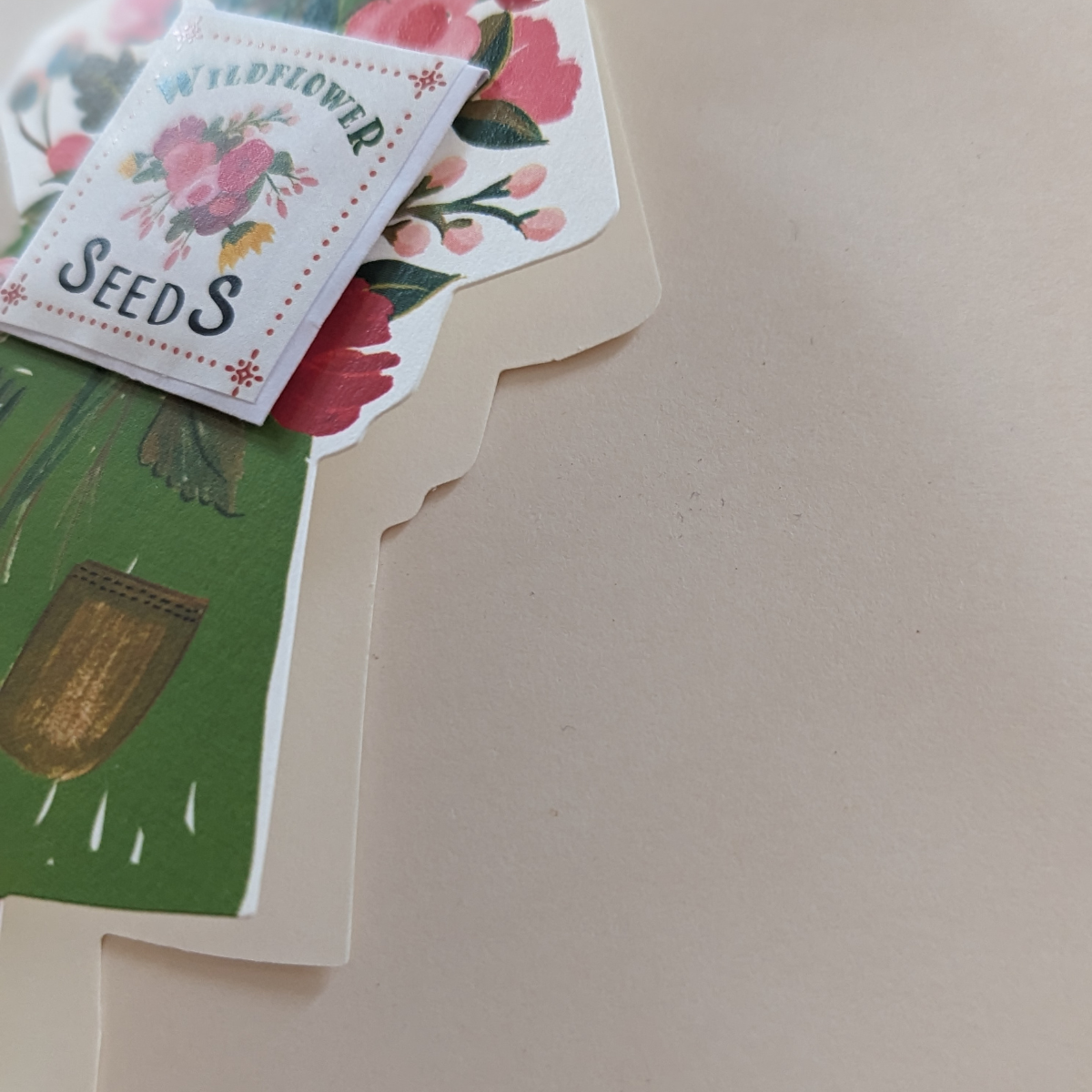 À l'intérieur de la carte, vous trouverez un espace pour ajouter un message personnel.