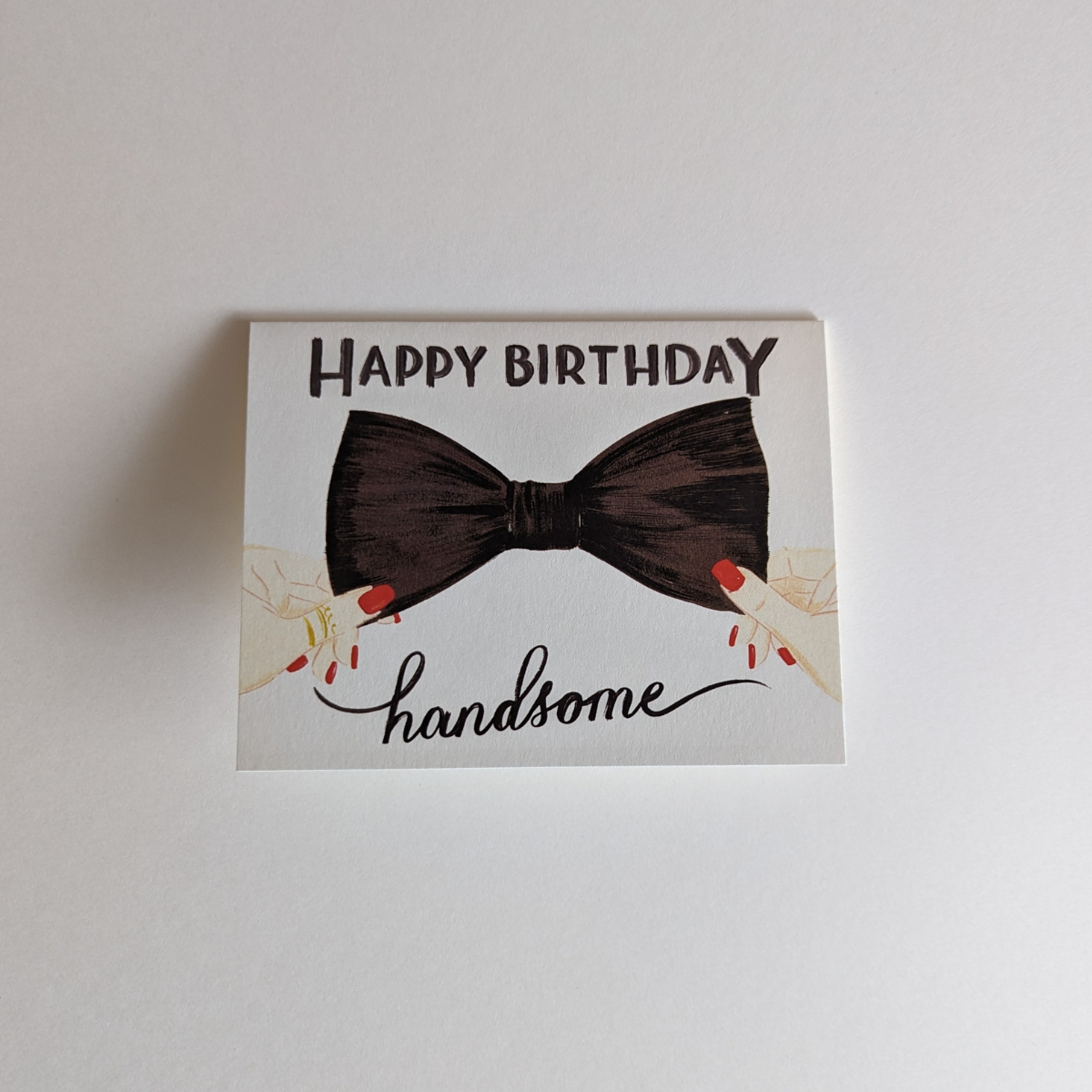 Cette carte d'anniversaire célèbre l'homme élégant et charismatique dont c'est l'anniversaire.