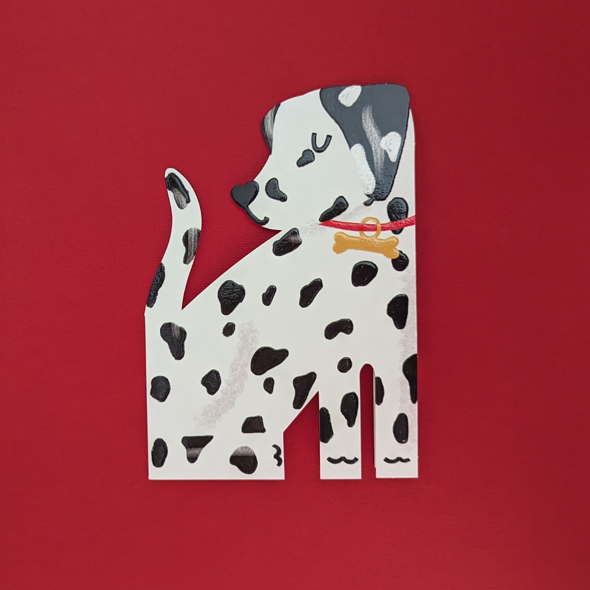 Ici ce n'est pas 100 dalmatiens mais juste une petite dalmatienne au collier rouge et à la truffe en forme de coeur qui ne demande qu'une chose : trouver une famille.