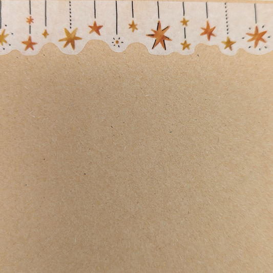 Ce ruban adhésif apportera une touche céleste à vos créations artistiques.