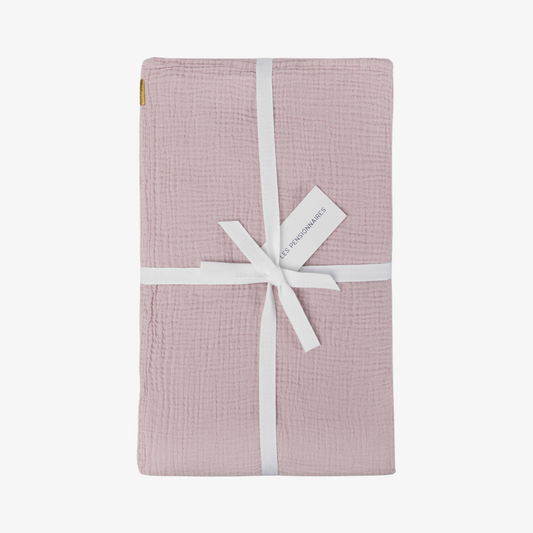 Nappe en double gaze de coton couleur rose délicat.