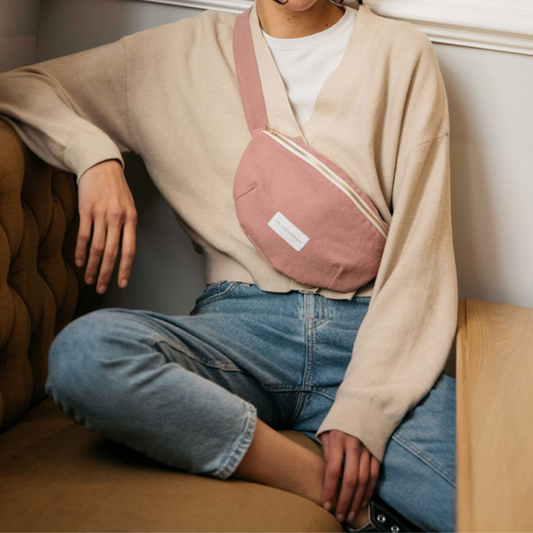 Le Bois de Rose, délicat et romantique, est parfait pour une touche de féminité et d'élégance. Il est idéal pour ceux qui apprécient les tons doux.