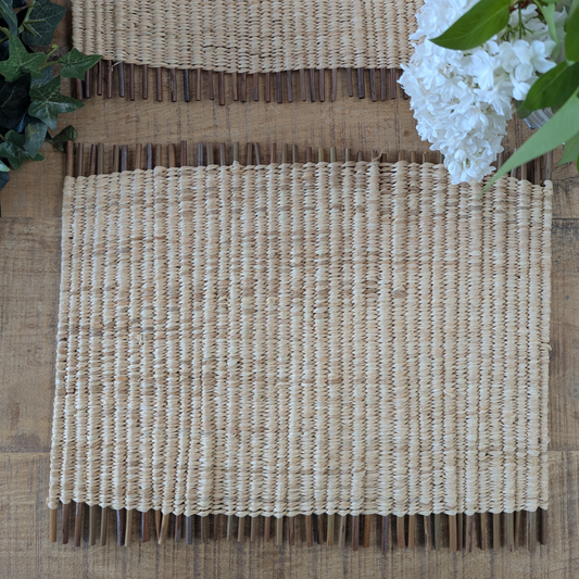 Lot de 2 Sets de table en raphia et osier