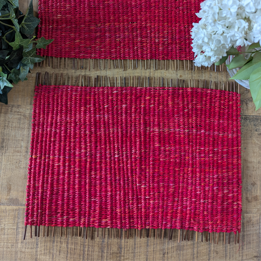 Lot de 2 Sets de table raphia rouge et osier