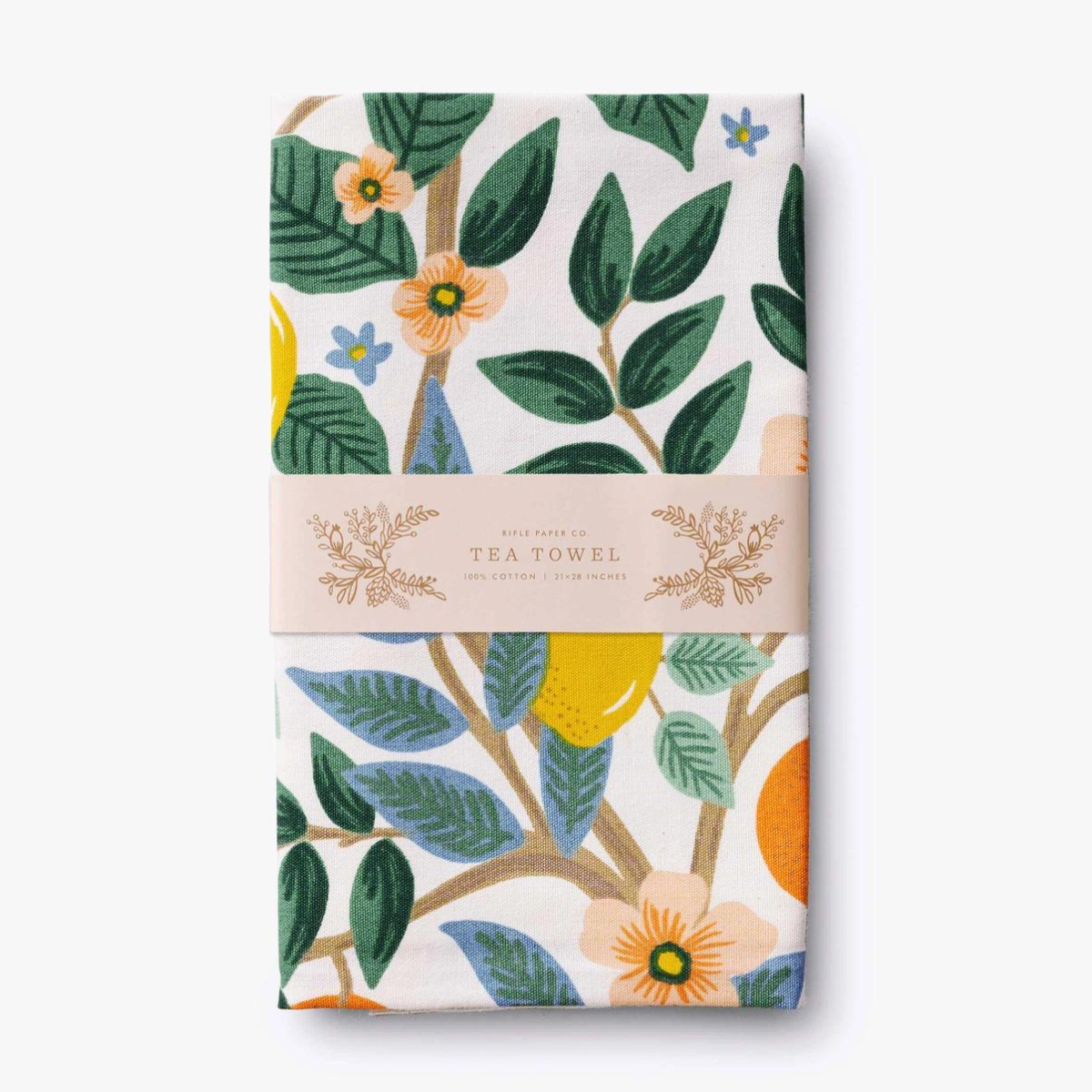 Les illustrations de ce torchon 100% coton mettent en lumière la créativité d'Anna Bond. Des agrumes aux couleurs éclatantes et des fleurs d'orangers sont mis en scène. Ces illustrations ajoutent une touche artistique à votre cuisine.