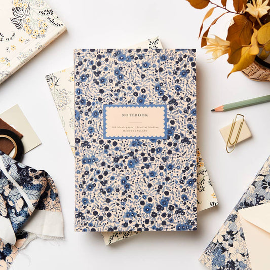 Carnet A5 Fleurs Bleues 300 pages - Katie Leamon