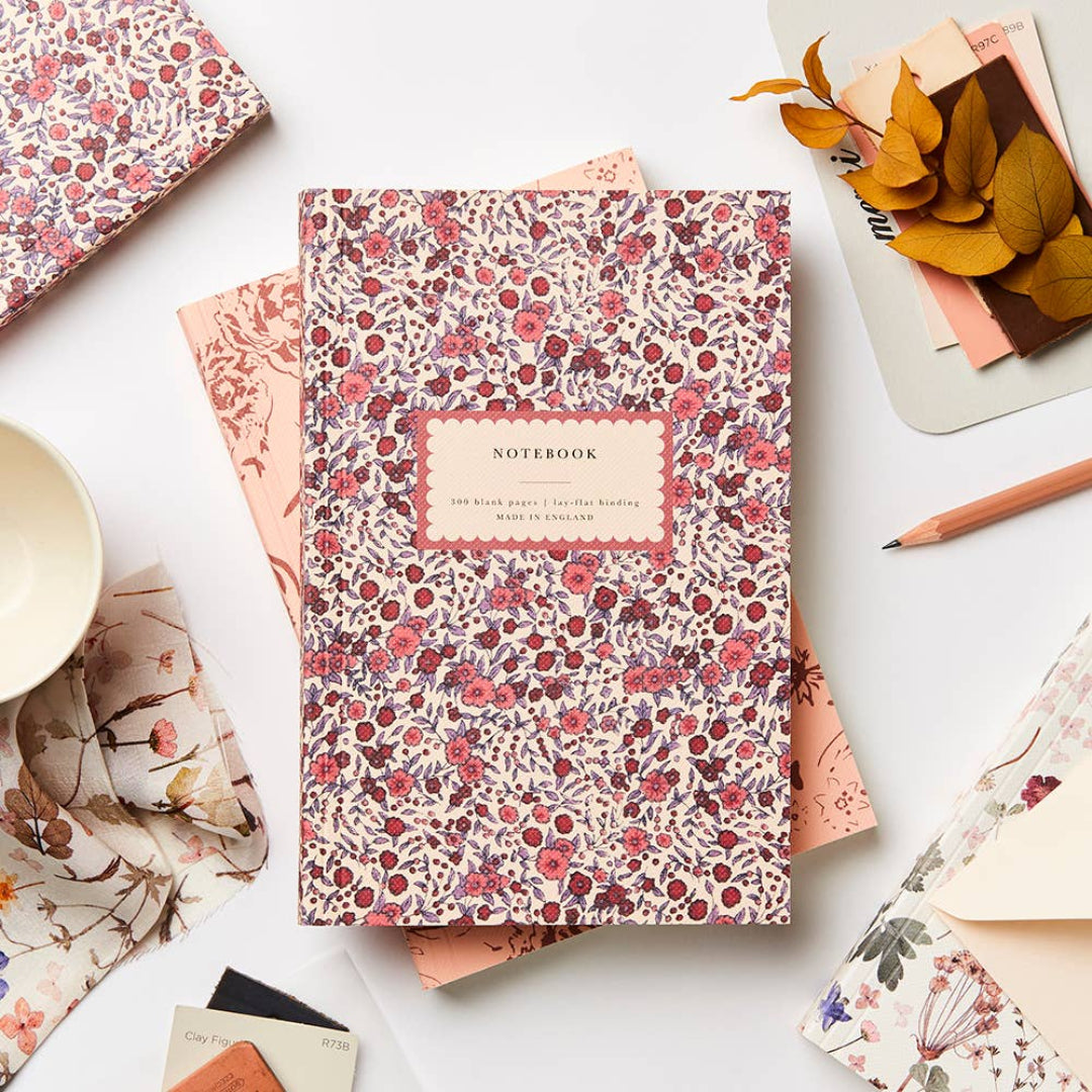 Carnet A5 Fleurs Roses 300 pages - Katie Leamon