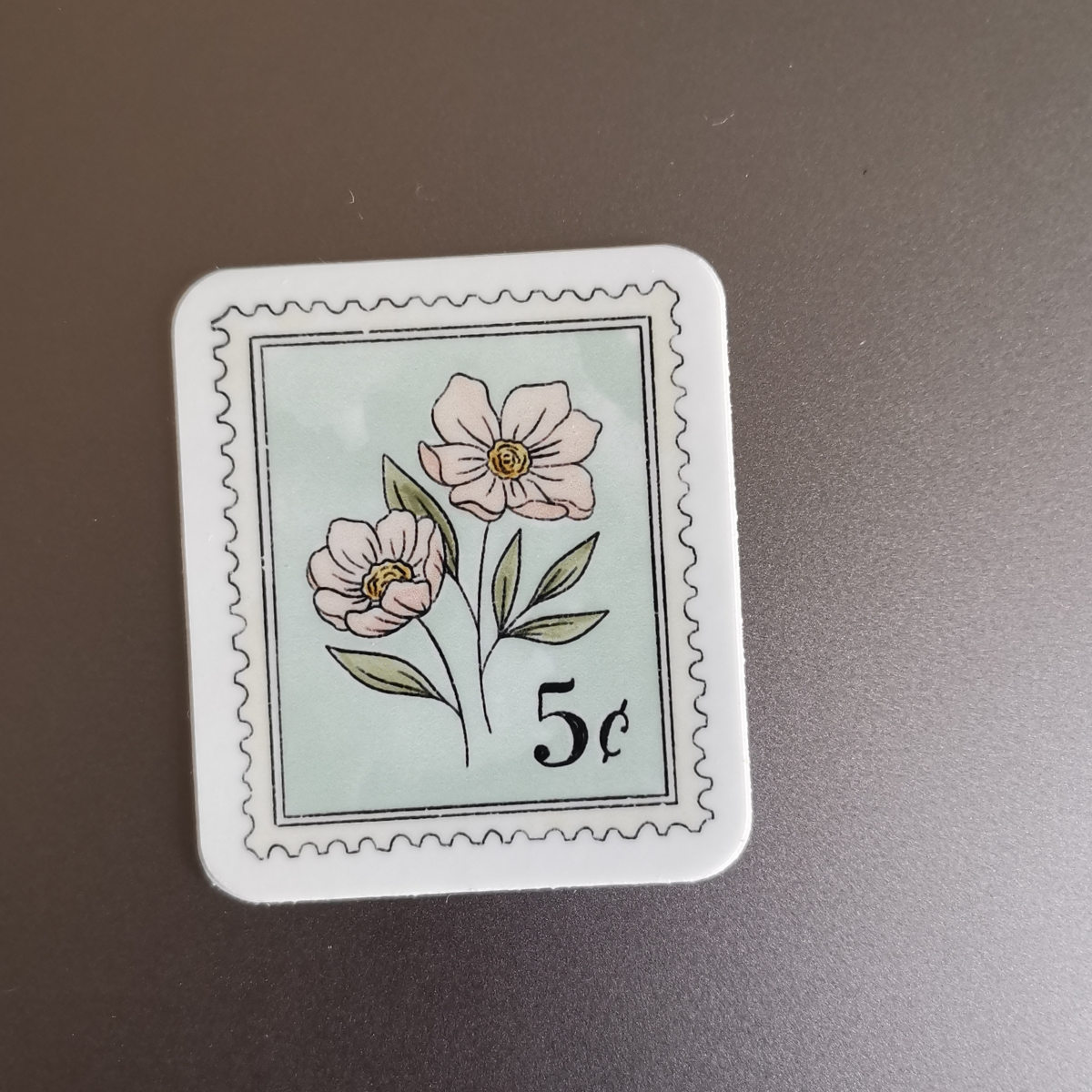 Découvrez cette magnifique collection d'autocollants floraux façon timbre, parfaits pour personnaliser et embellir les objets de votre choix : des carnets, des agendas, des ordinateurs portables, des téléphones, des gourdes, des boîtes à lunch et bien plus encore. 