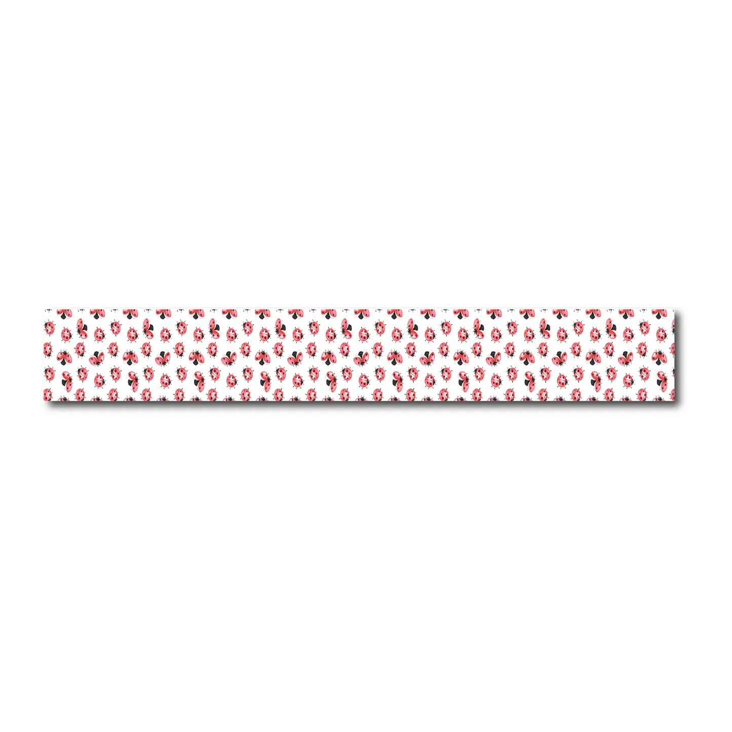 Ces adorables petites créatures porte-bonheur viendront embellir vos papiers. Pour égayer une carte de vœux, donner vie à un carnet de souvenirs ou tout simplement pour apporter une dose de chance à votre quotidien.
