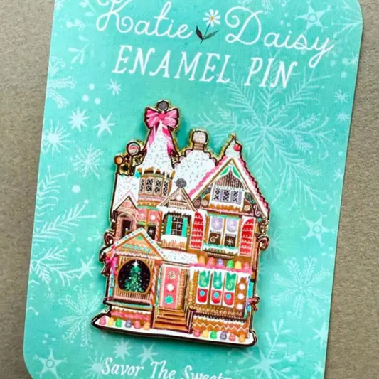 Pin's Maison en Pain d'Épice Katie Daisy
