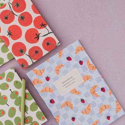 Cahier A5 pages blanches Croissant Café Sister Paper Co.