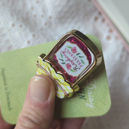 Épingle en émail Pot de Confiture avec paillettes liquides Katie Daisy